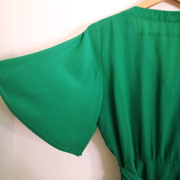 New LOFT Wrap Top With Flutter Sleeves And Slight Peplum Green Size S - Picture 5 of 5